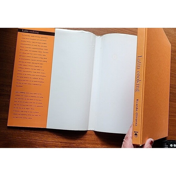 Latin Cooking Ricardo Olivarez HCDJ Illustrated 1999 - Picture 7 of 16